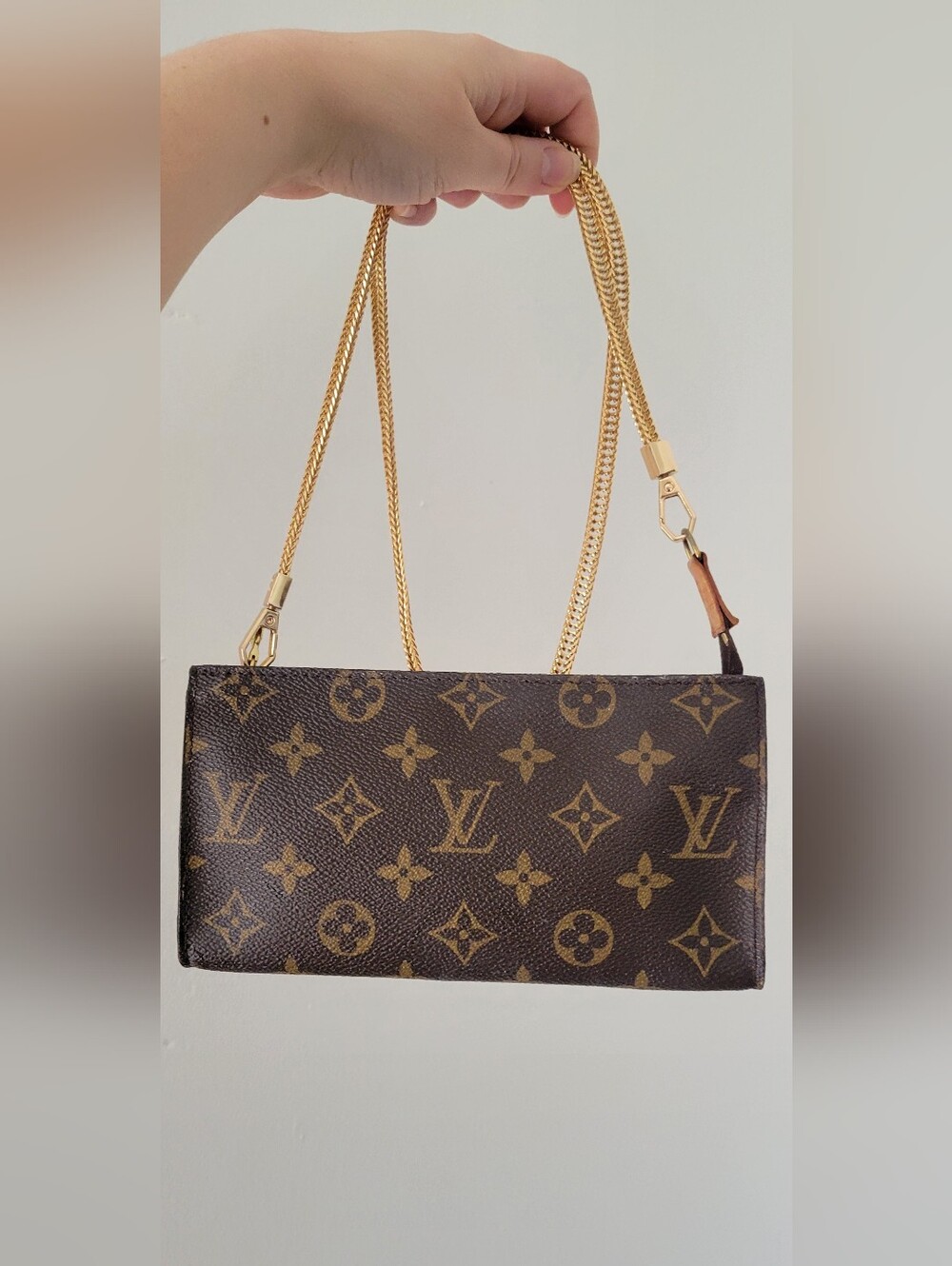 100% Authentic Louis Vuitton Pouch ,serial number :SD0998 - Picture 5 of 11